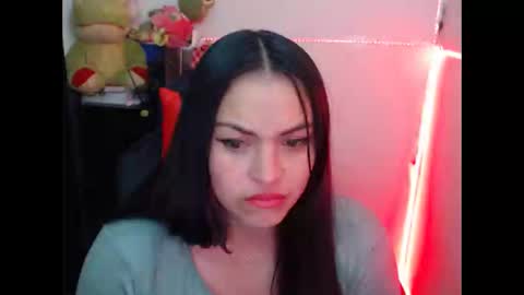 Snapshot of maitte_22 chatting on 12-08-24, 06:54 Hello friends Im on another account    online show from 12-08-24, 06:54