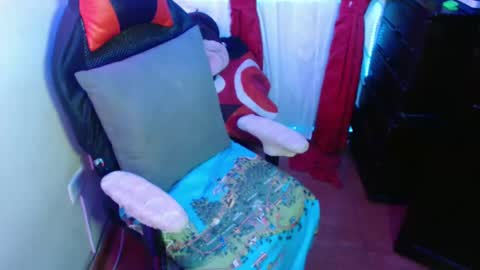 Snapshot of maitte_22 chatting on 02-09-25, 06:54 Hello friends Im on another account    online show from 02-09-25, 06:54