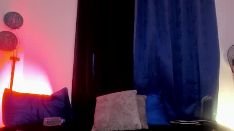 maitte_love online show from 11-09-25, 09:57