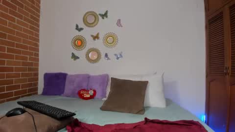 Snapshot of maja_hills chatting on 01-09-25, 05:22 maja_hills online show from 01-09-25, 05:22