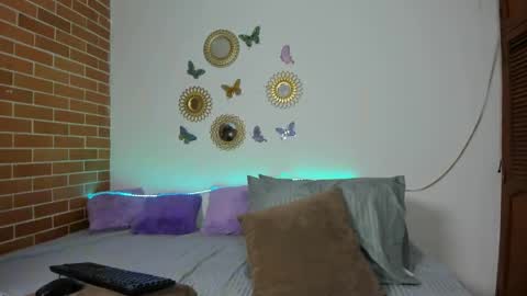 Snapshot of maja_hills chatting on 01-13-25, 01:17 maja_hills online show from 01-13-25, 01:17