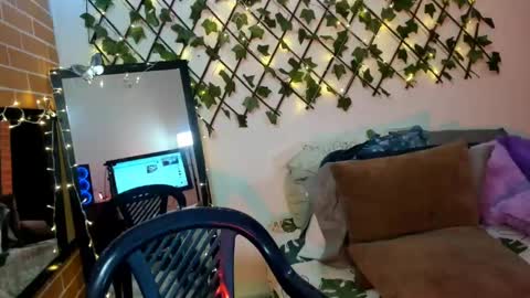 Snapshot of maja_hills chatting on 03-12-25, 11:44 maja_hills online show from 03-12-25, 11:44