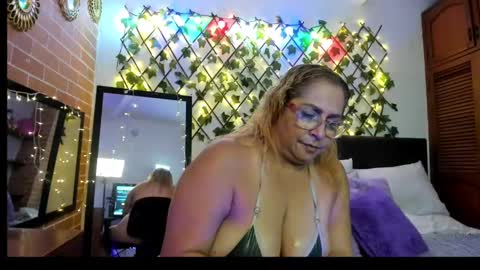 Snapshot of maja_hills chatting on 10-07-25, 10:07 maja_hills online show from 10-07-25, 10:07