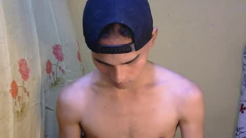 Snapshot of majestic_anne chatting on 05-04-26, 12:23 Annalyn online show from 05-04-26, 12:23