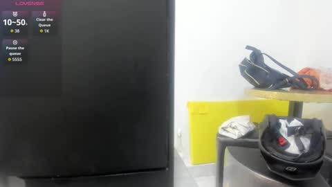 Snapshot of majo_baby chatting on 10-29-25, 02:58 majo_baby online show from 10-29-25, 02:58