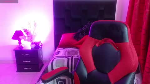 Snapshot of majuu__ chatting on 12-11-24, 12:02 Celeste Bonet online show from 12-11-24, 12:02