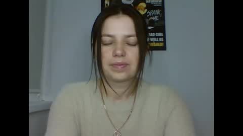 Snapshot of make_mesmile chatting on 04-16-26, 06:19 make_mesmile online show from 04-16-26, 06:19
