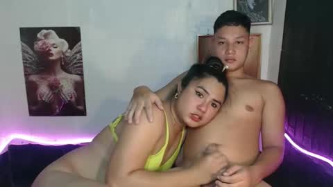 Snapshot of makehugecock chatting on 10-05-25, 04:44 makehugecock online show from 10-05-25, 04:44