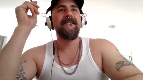 Diego online show from 09-28-25, 01:05