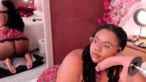 Snapshot of makena_gh chatting on 06-14-26, 02:57 makena online show from 06-14-26, 02:57