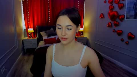 Snapshot of makeyouehappy chatting on 02-15-26, 07:51 makeyouehappy online show from 02-15-26, 07:51