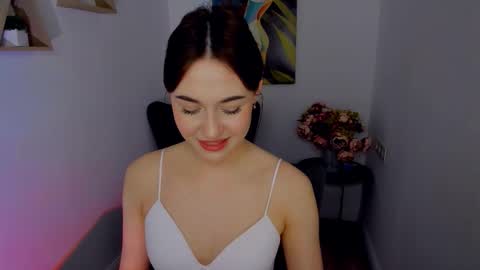 Snapshot of makeyouehappy chatting on 03-16-26, 05:44 makeyouehappy online show from 03-16-26, 05:44