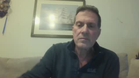 Snapshot of makis8989 chatting on 12-14-24, 03:04 makis8989 online show from 12-14-24, 03:04