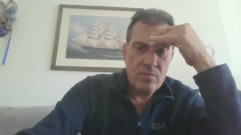 Snapshot of makis8989 chatting on 12-15-24, 08:52 makis8989 online show from 12-15-24, 08:52