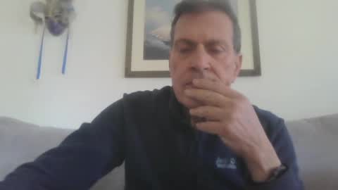 Snapshot of makis8989 chatting on 12-18-24, 07:04 makis8989 online show from 12-18-24, 07:04
