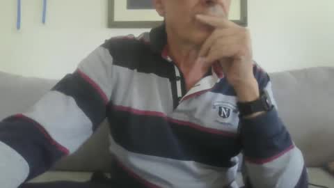 Snapshot of makis8989 chatting on 12-21-24, 08:28 makis8989 online show from 12-21-24, 08:28