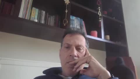 Snapshot of makis8989 chatting on 12-25-24, 08:07 makis8989 online show from 12-25-24, 08:07