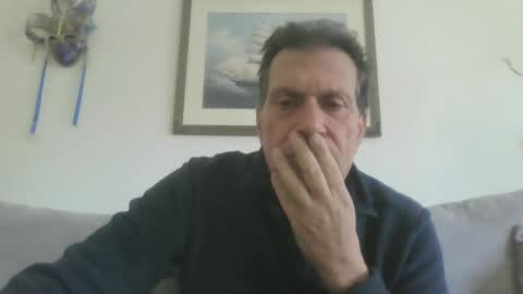 Snapshot of makis8989 chatting on 01-11-25, 08:11 makis8989 online show from 01-11-25, 08:11