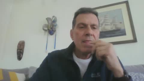 Snapshot of makis8989 chatting on 02-02-25, 08:24 makis8989 online show from 02-02-25, 08:24