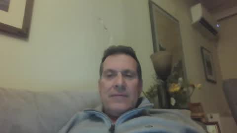Snapshot of makis8989 chatting on 02-08-25, 10:51 makis8989 online show from 02-08-25, 10:51