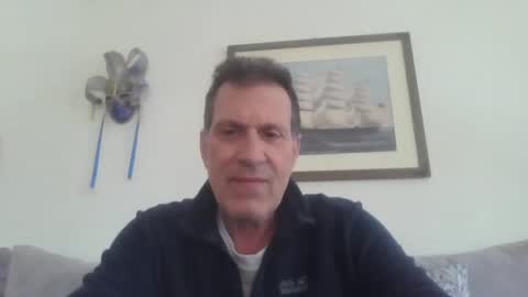 Snapshot of makis8989 chatting on 02-18-25, 07:10 makis8989 online show from 02-18-25, 07:10