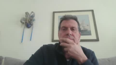 Snapshot of makis8989 chatting on 02-21-25, 08:51 makis8989 online show from 02-21-25, 08:51
