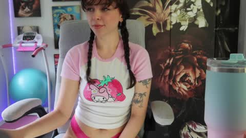 MakiyahBelle online show from 02-06-25, 04:10