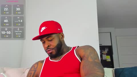 Snapshot of makonneen chatting on 03-24-26, 10:48 Makonnen online show from 03-24-26, 10:48