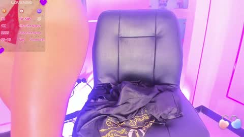 Snapshot of malaikabrown chatting on 02-08-25, 06:01 online show from 02-08-25, 06:01