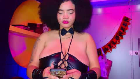 Snapshot of malaikabrown chatting on 11-01-25, 04:25 online show from 11-01-25, 04:25