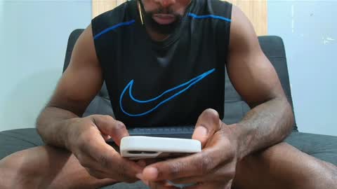 Snapshot of malcompierce chatting on 01-21-25, 12:57 Malcom online show from 01-21-25, 12:57