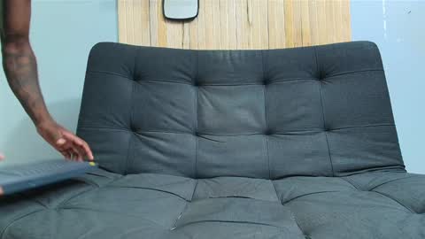 Snapshot of malcompierce chatting on 01-28-25, 04:18 Malcom online show from 01-28-25, 04:18