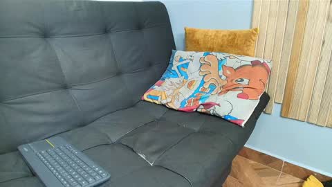 Snapshot of malcompierce chatting on 02-07-25, 05:20 Malcom online show from 02-07-25, 05:20