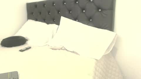 Snapshot of malcompierce chatting on 02-26-25, 02:15 Malcom online show from 02-26-25, 02:15