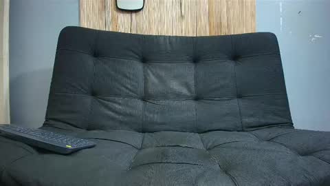 Snapshot of malcompierce chatting on 03-10-25, 11:27 Malcom online show from 03-10-25, 11:27