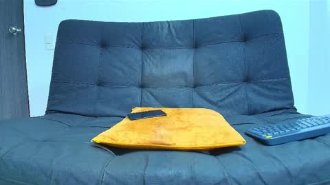 Snapshot of malcompierce chatting on 03-04-26, 12:55 Malcom online show from 03-04-26, 12:55