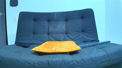 Snapshot of malcompierce chatting on 03-05-26, 12:23 Malcom online show from 03-05-26, 12:23