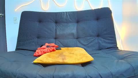 Snapshot of malcompierce chatting on 03-09-26, 01:48 Malcom online show from 03-09-26, 01:48