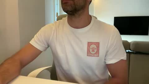 Snapshot of malditodrama chatting on 11-20-25, 09:42 malditodrama online show from 11-20-25, 09:42