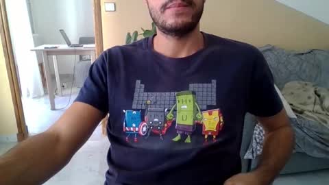 Snapshot of maleboyz chatting on 10-22-25, 11:10 Boybi online show from 10-22-25, 11:10