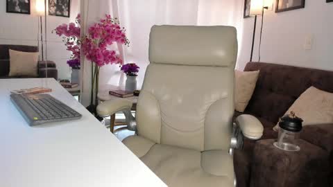 malena99_ online show from 05-16-26, 07:56