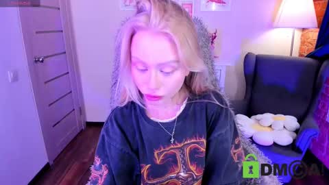 Snapshot of malenaernman chatting on 03-01-25, 10:24 Malena online show from 03-01-25, 10:24