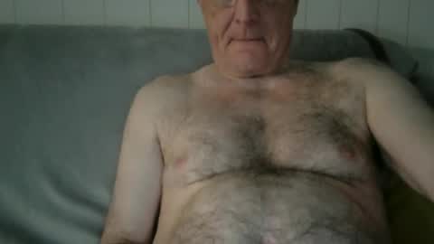 maletoy5 online show from 06-11-26, 09:13