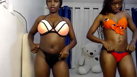 Snapshot of malia_baby chatting on 04-09-26, 02:11 malia online show from 04-09-26, 02:11