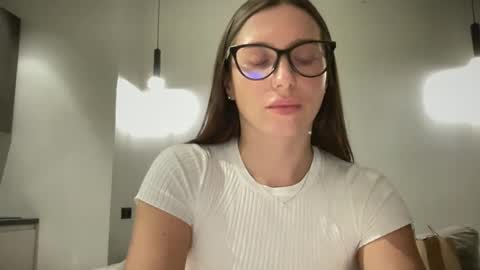 Snapshot of malina568708 chatting on 12-17-24, 05:04 malina568708 online show from 12-17-24, 05:04