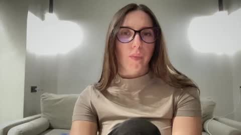 Snapshot of malina568708 chatting on 02-12-25, 03:38 malina568708 online show from 02-12-25, 03:38