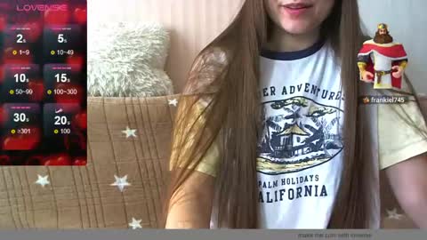 Snapshot of malinka_sweet19 chatting on 05-07-26, 05:46 malinka_sweet19 online show from 05-07-26, 05:46