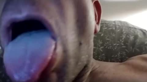 Snapshot of malinowy85 chatting on 11-04-25, 08:30 malinowy85 online show from 11-04-25, 08:30