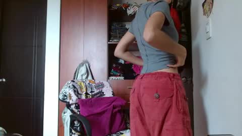 Snapshot of malitamuymal22 chatting on 03-23-26, 04:00 Malita online show from 03-23-26, 04:00