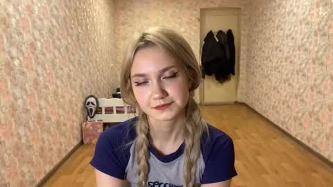 Amelia online show from 01-17-26, 03:17